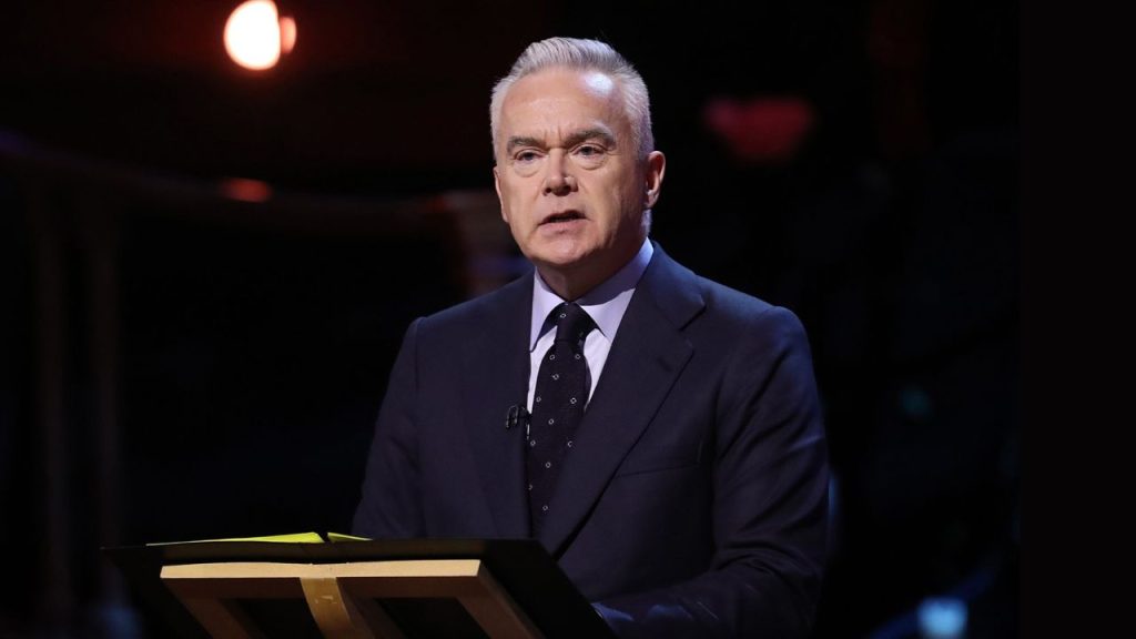 Huw Edwards income