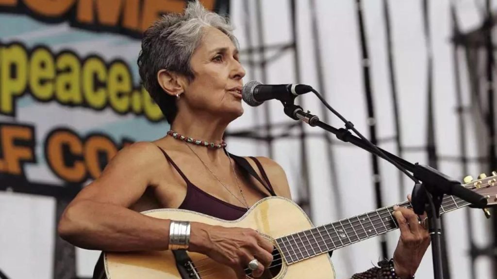 Joan Baez Income