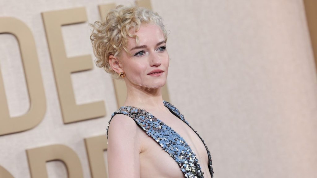 Julia Garner