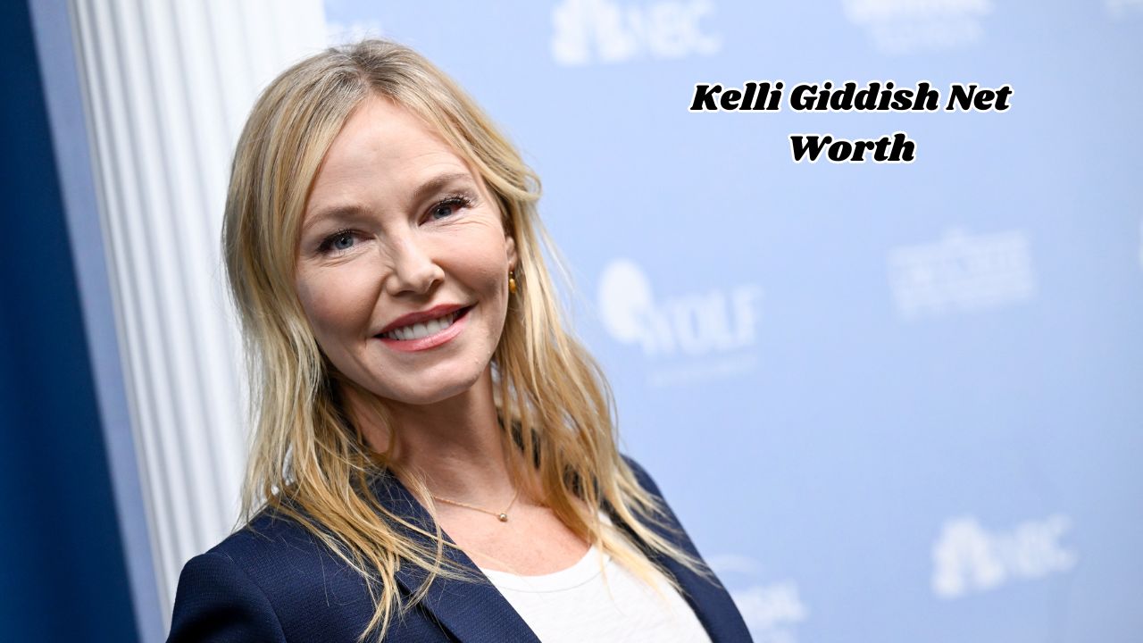 Kelli Giddish net worth