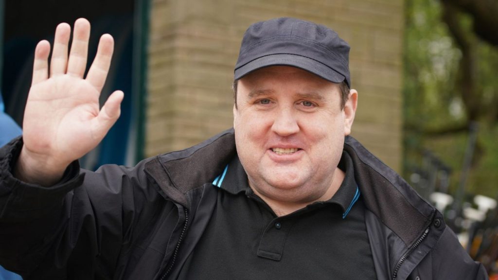 Peter Kay income